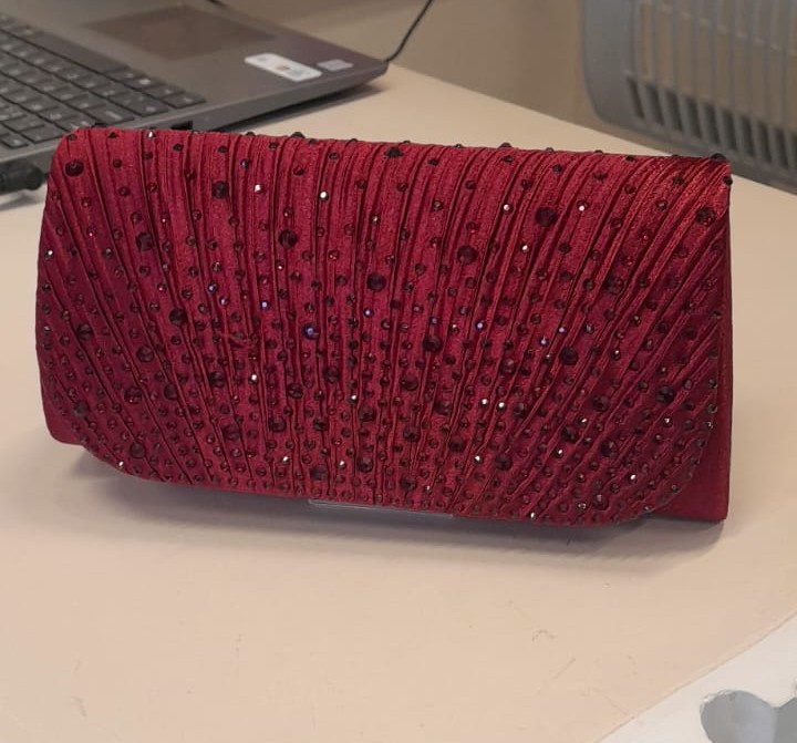 Clutch 0024 - Vermelha